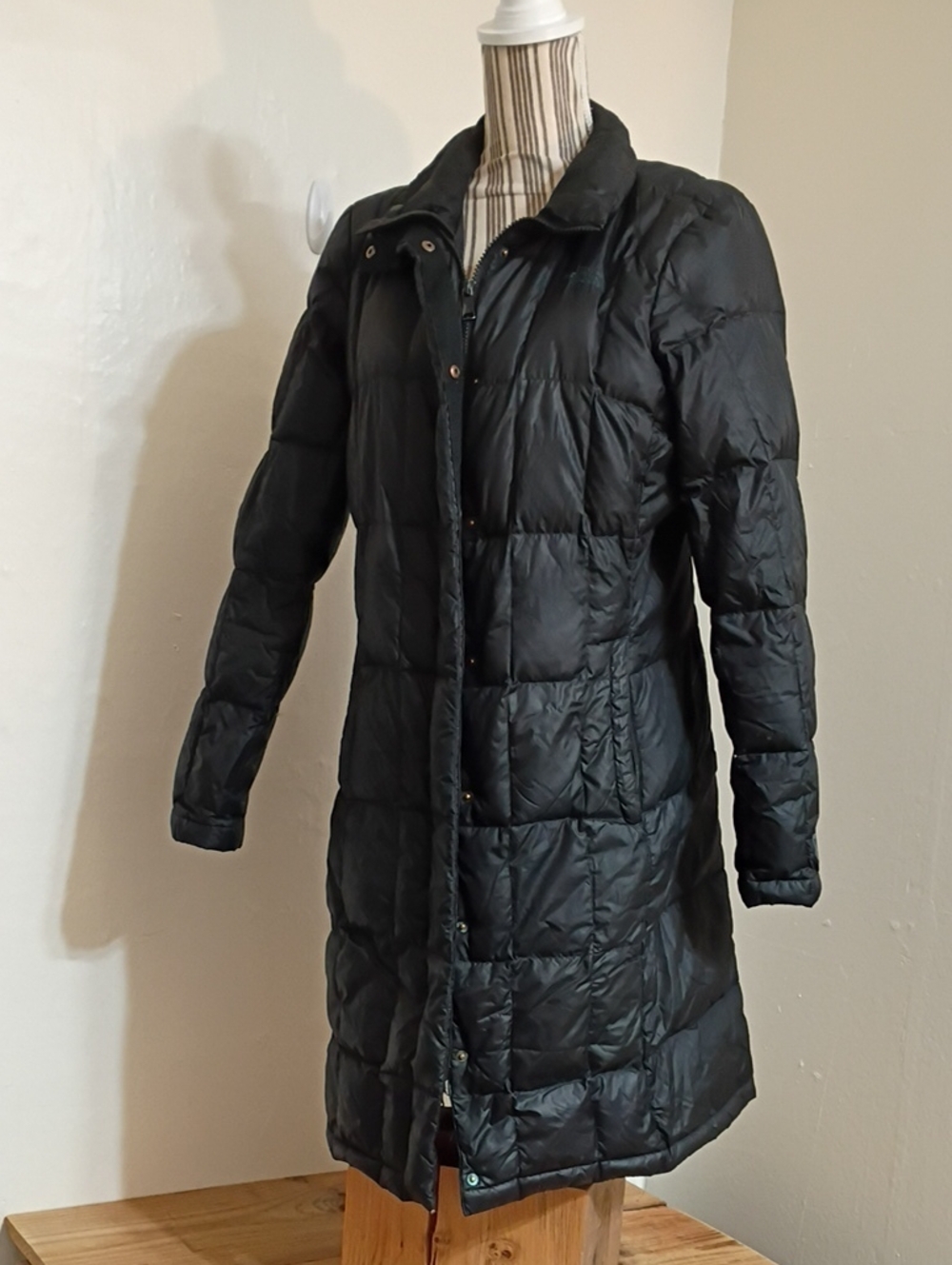 The North Face Long Full Zip Puffer Coat Size M